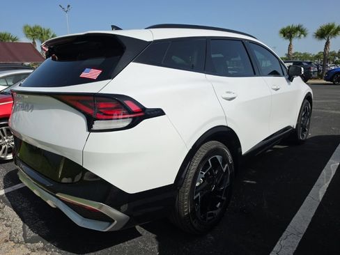 Certified 2025 Kia Sportage SX FWD image 14