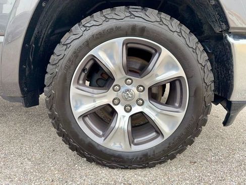 Used 2020 RAM 1500 Laramie image 36