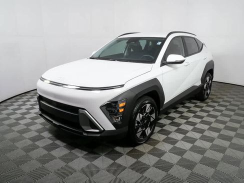 New 2025 Hyundai Kona SEL FWD image 2