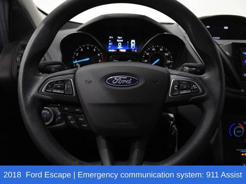 Used 2018 Ford Escape SE FWD image 11