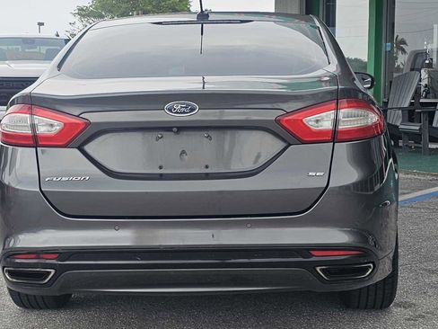 Used 2015 Ford Fusion SE w/ Equipment Group 202A FWD image 16