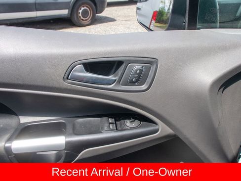 Used 2022 Ford Transit Connect XLT FWD image 21
