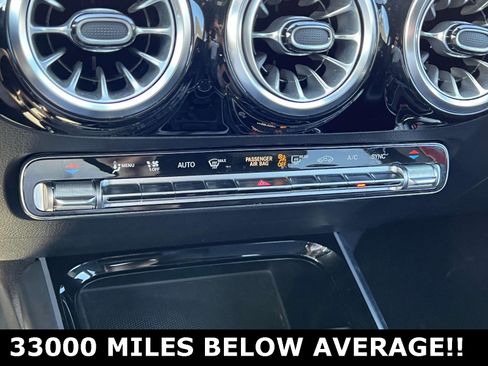 Used 2022 Mercedes-Benz GLA 250 4MATIC image 25