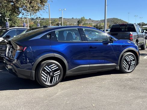 New 2026 Nissan Leaf SV+ image 3