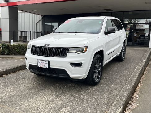 Used 2021 Jeep Grand Cherokee Limited w/ Quick Order Package 28K 80th AWD/4WD image 3