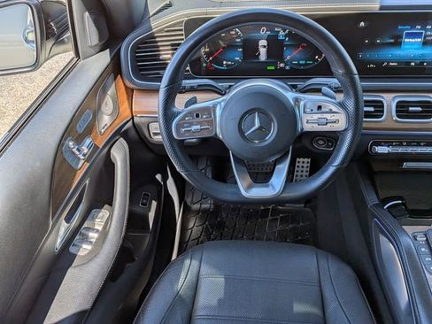 Used 2023 Mercedes-Benz GLS 450 4MATIC image 16