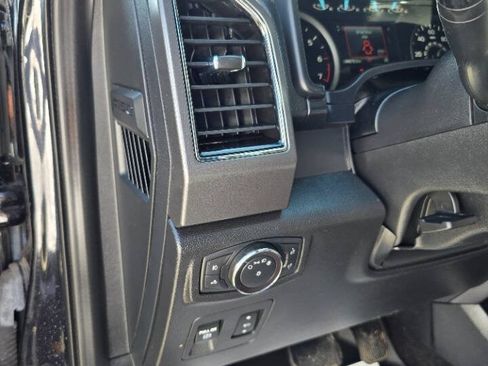 Used 2020 Ford F150 XLT w/ Equipment Group 302A Luxury AWD/4WD image 14