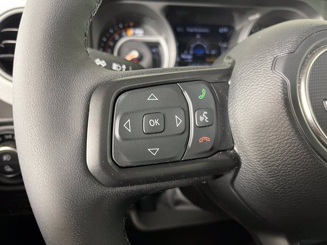 Used 2026 Jeep Gladiator Sport AWD/4WD image 21