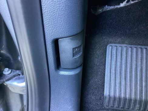 Used 2023 Ford F150 XLT image 59