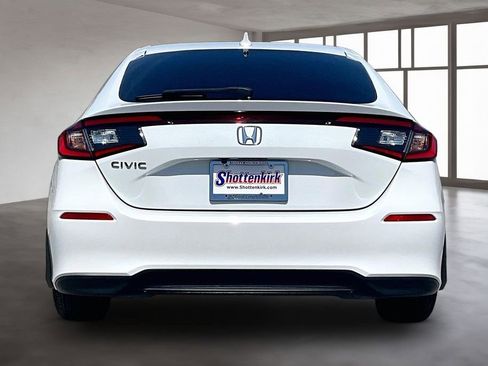 Certified 2024 Honda Civic EX-L image 5