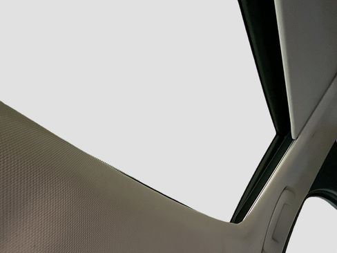 Used 2023 Nissan Ariya AWD image 27