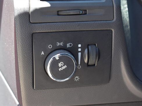 Used 2011 Dodge Challenger R/T RWD image 18