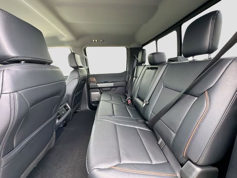 New 2026 Ford F350 Lariat AWD/4WD image 17
