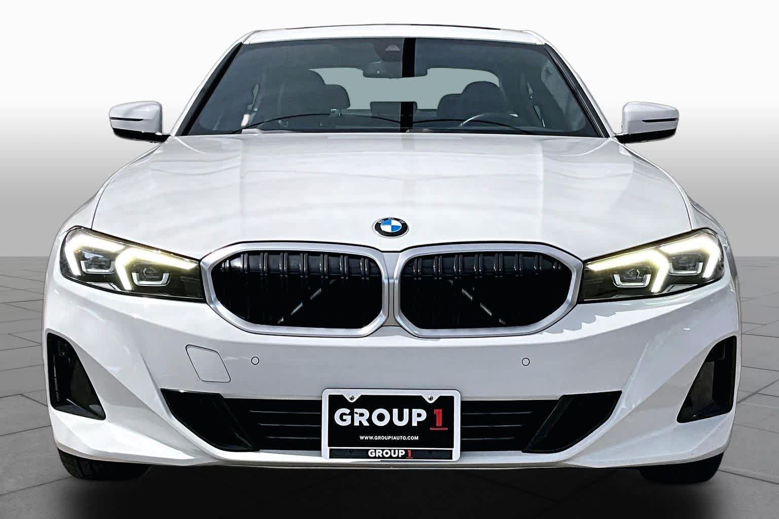 Used 2023 BMW 330i Sedan w/ Driving Assistance Package RWD image 4