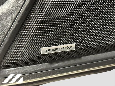 Used 2023 Subaru Outback Touring XT image 21