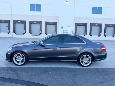 Used 2012 Mercedes-Benz E 350 4MATIC Sedan image 2