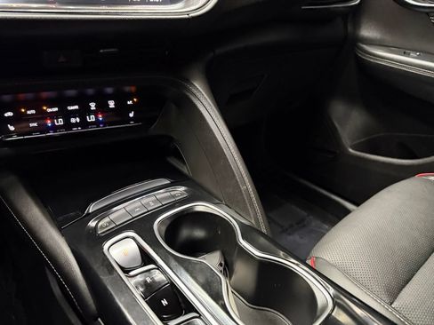 Used 2023 Buick Envision Essence w/ Sport Touring Package FWD image 26