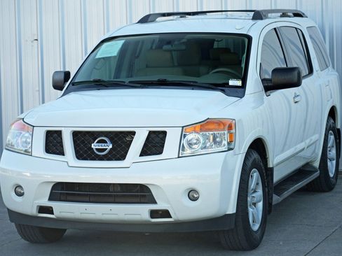 Used 2013 Nissan Armada SV image 41