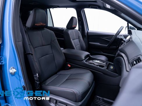 Used 2025 Honda Passport TrailSport image 49