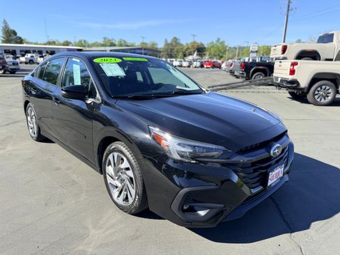 Used 2023 Subaru Legacy Limited AWD/4WD image 4