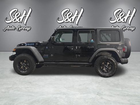 Used 2024 Jeep Wrangler Unlimited AWD/4WD image 17