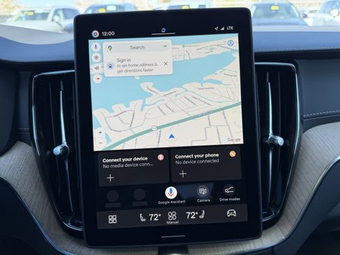 New 2026 Volvo XC60 B5 Ultra w/ Protection Package image 21