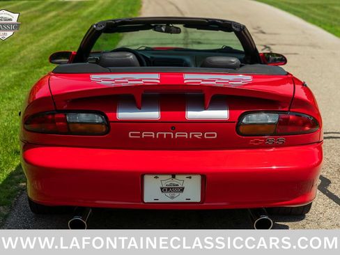 Used 2002 Chevrolet Camaro Z28 w/ SS Performance/Appearance Pkg RWD image 49