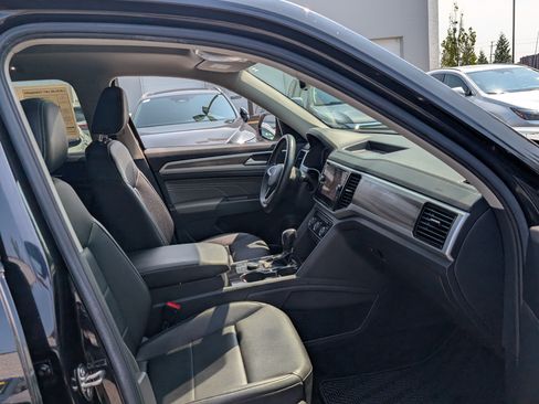 Used 2023 Volkswagen Atlas SEL AWD/4WD image 11