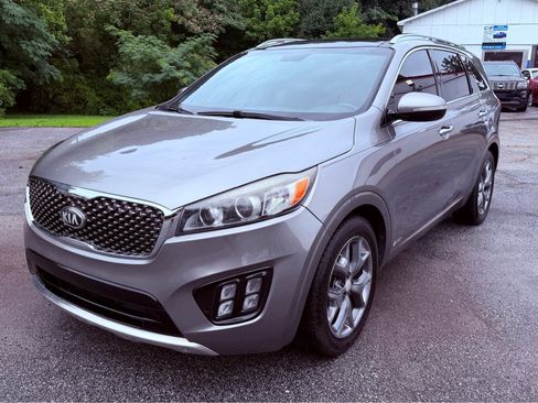 Used 2016 Kia Sorento SX AWD/4WD image 2