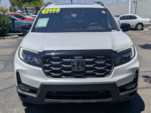 Used 2025 Honda Passport TrailSport image 6