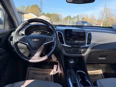 Used 2020 Chevrolet Equinox Premier image 24