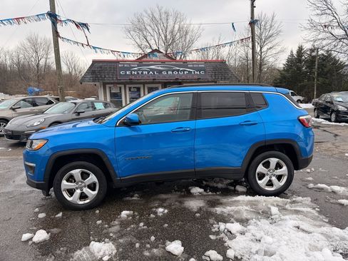Used 2018 Jeep Compass Latitude w/ Popular Equipment Group image 3