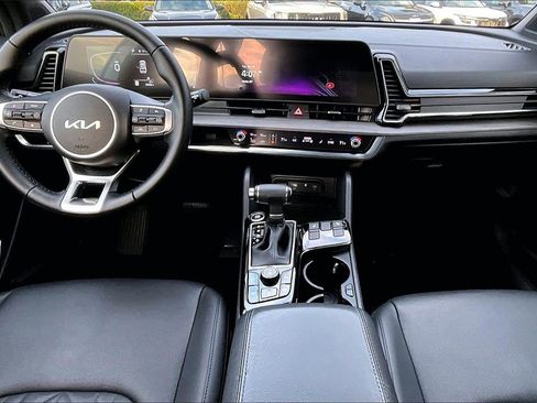Certified 2023 Kia Sportage X-Line image 11