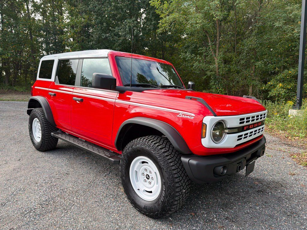 Used 2023 Ford Bronco Heritage Edition AWD/4WD image 1