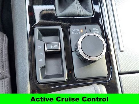 Used 2023 Toyota Sequoia Limited image 21