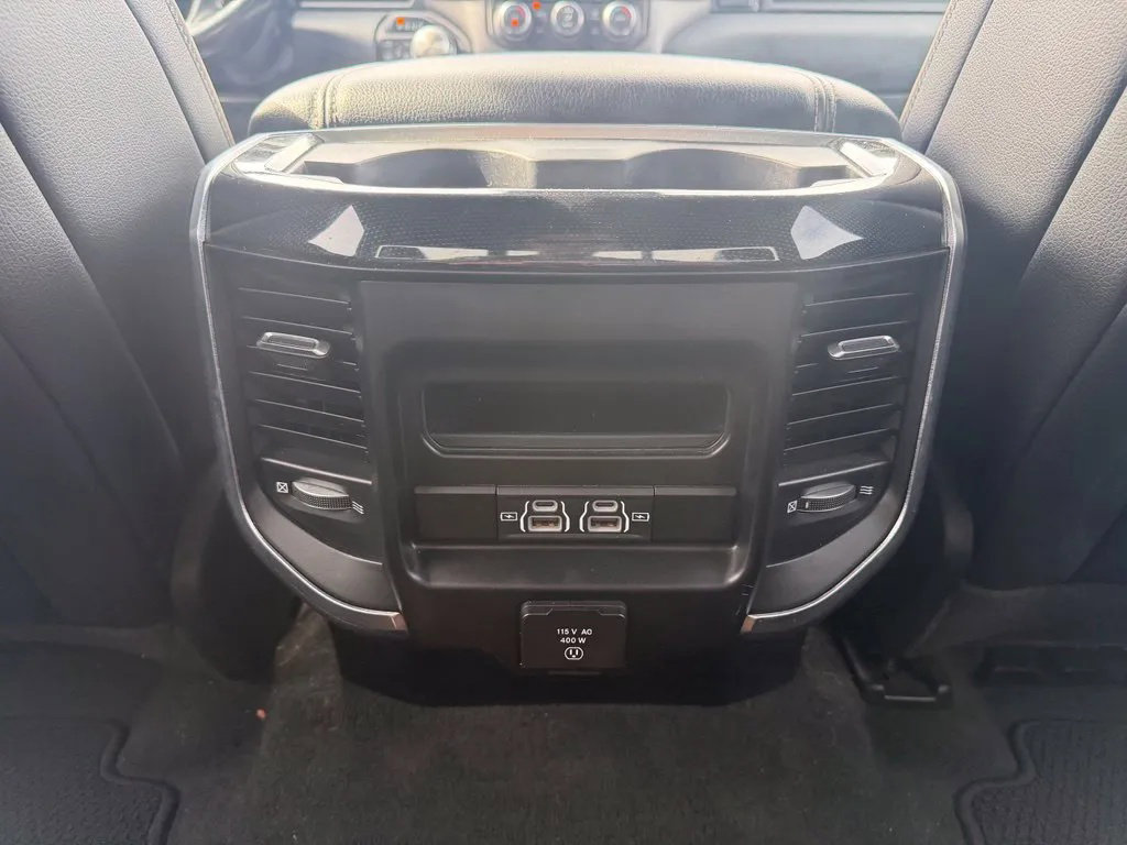 Used 2021 RAM 1500 Laramie w/ Sport Appearance Package AWD/4WD image 30