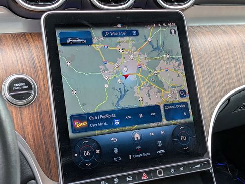 Used 2025 Mercedes-Benz GLC 350e 350e 4MATIC image 24