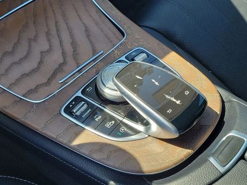 Used 2019 Mercedes-Benz E 300 image 14