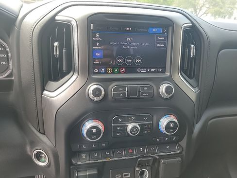 Used 2023 GMC Sierra 3500 Denali w/ Denali Ultimate Package image 31