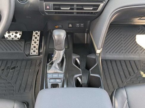 Used 2026 Toyota Camry SE FWD image 18