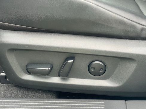 Certified 2023 Nissan Rogue SV w/ SV Premium B Package image 19