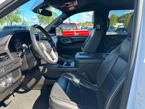 Used 2021 GMC Yukon SLT AWD/4WD image 13