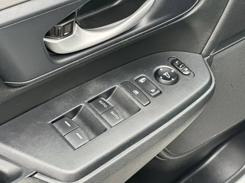 Used 2021 Honda CR-V Special Edition image 17