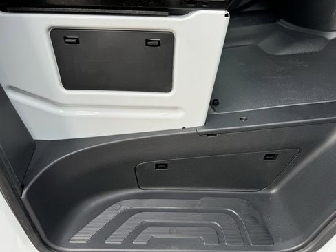 Used 2024 Mercedes-Benz Sprinter 3500 image 17