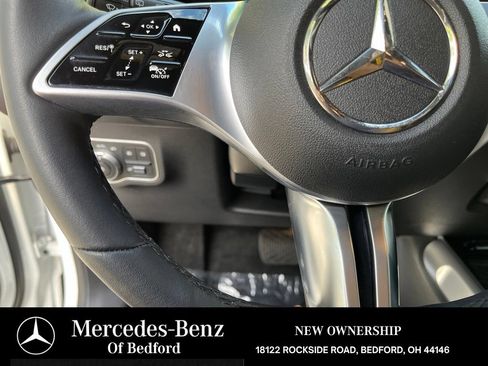 Used 2026 Mercedes-Benz GLB 250 4MATIC image 24