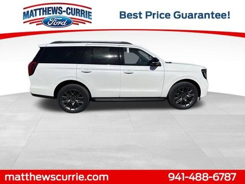 New 2026 Ford Expedition Platinum AWD/4WD image 3