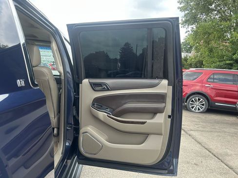 Used 2017 Chevrolet Suburban LT AWD/4WD image 42