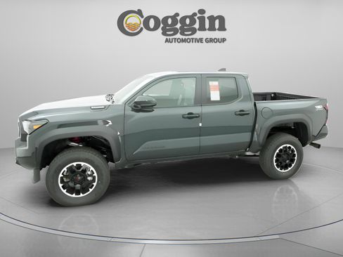 New 2025 Toyota Tacoma TRD Off-Road image 4