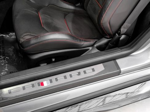 Used 2020 Chevrolet Camaro ZL1 image 29