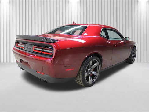 Used 2022 Dodge Challenger SRT Hellcat w/ Plus Package RWD image 3